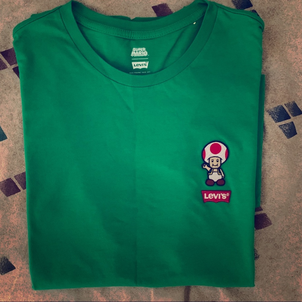 Levi’s T-shirt